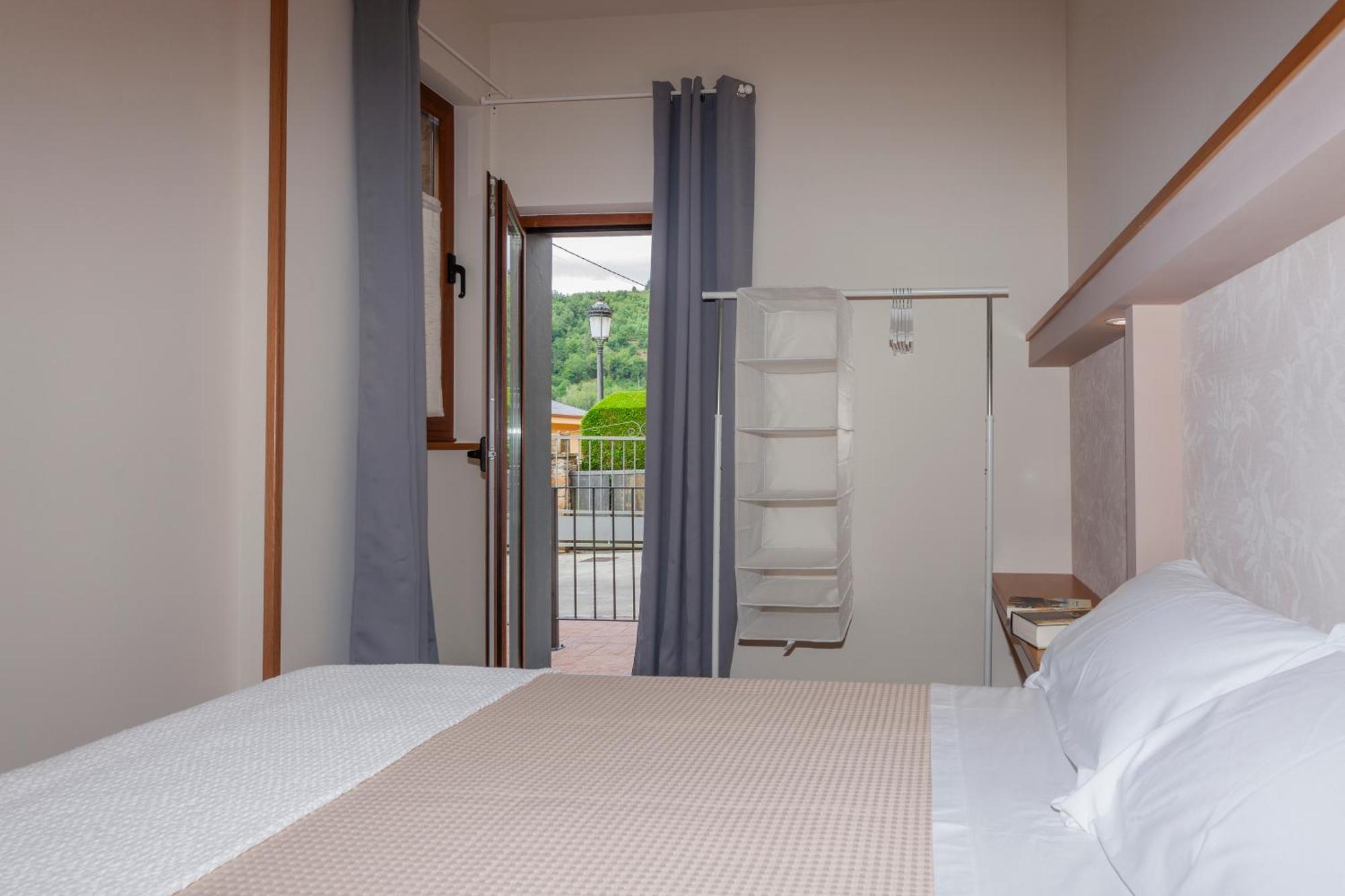 Apartamentos Rurales Tin Turismo Santa Eulalia de Oscos Exterior photo